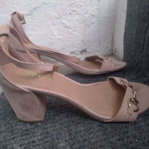 BEIGE OPEN TOE 3" HEEL SHOES SANDALS REPORT FAUX SUEDE 3" HEEL SIZE 7.5 PATENTED